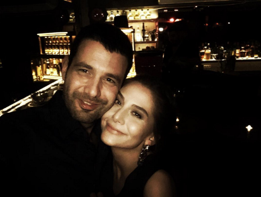 „Poate că există numeroase momente frumoase, însă acesta ne&nbsp;aparține.„