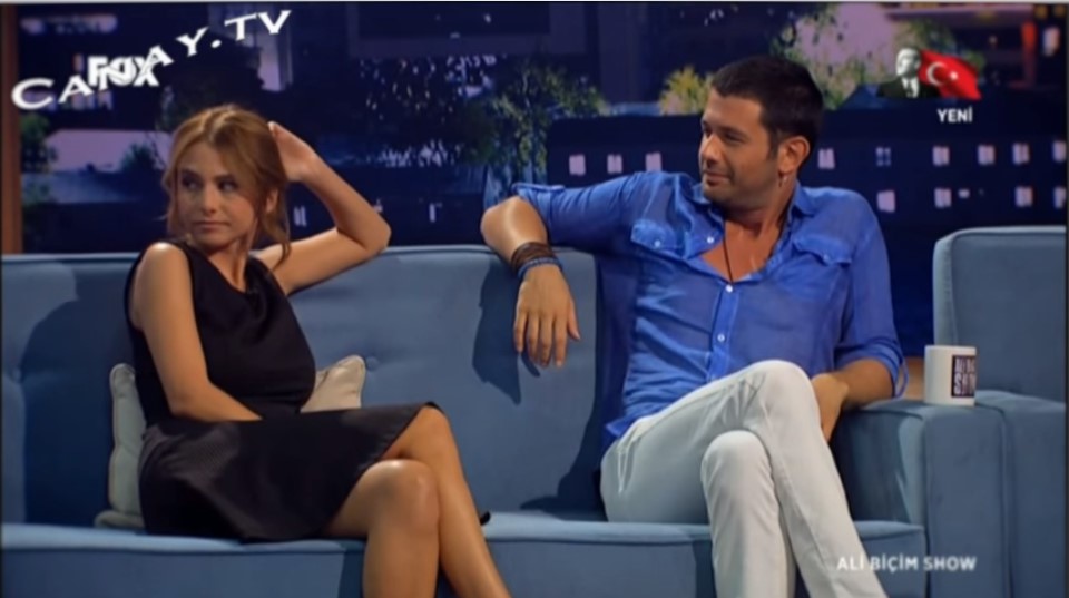 Producătorul vrea să-i&nbsp;convingă?