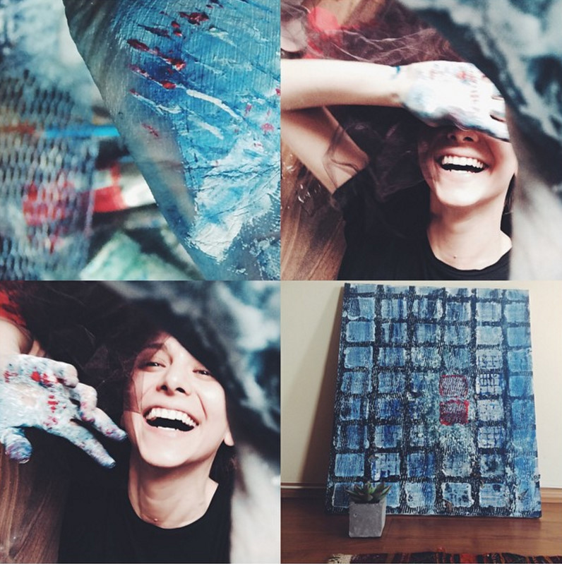 „Trăim pentru cărți…„