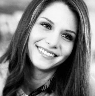 Pe urmele lui Ezgi Asaroğlu&nbsp;(I)