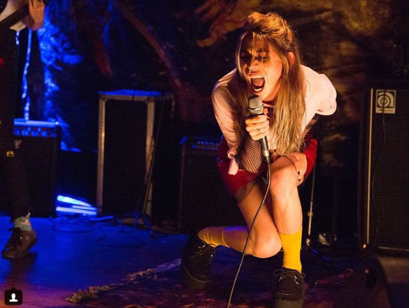 bandicam 2017-11-16 19-34-36-140