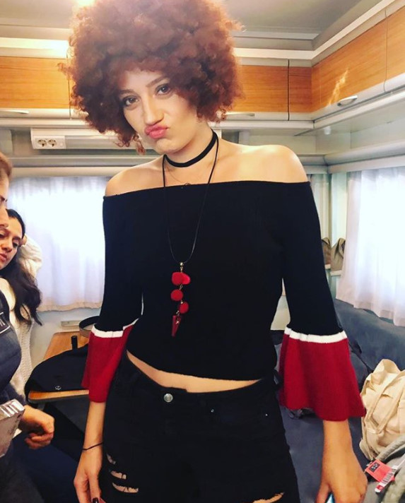 bandicam 2017-11-25 22-49-14-210.jpg