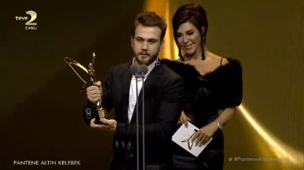 bandicam 2018-12-09 21-49-37-235.jpg