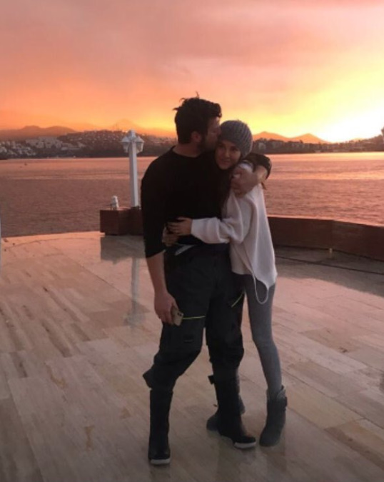 bandicam 2019-01-04 22-24-20-836.jpg