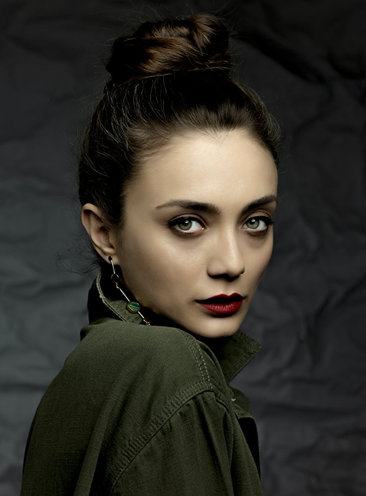 damlasonmez.jpg