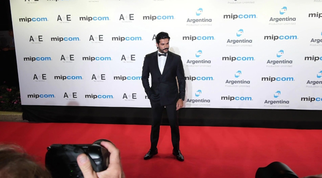 bandicam 2019-10-23 19-27-59-132