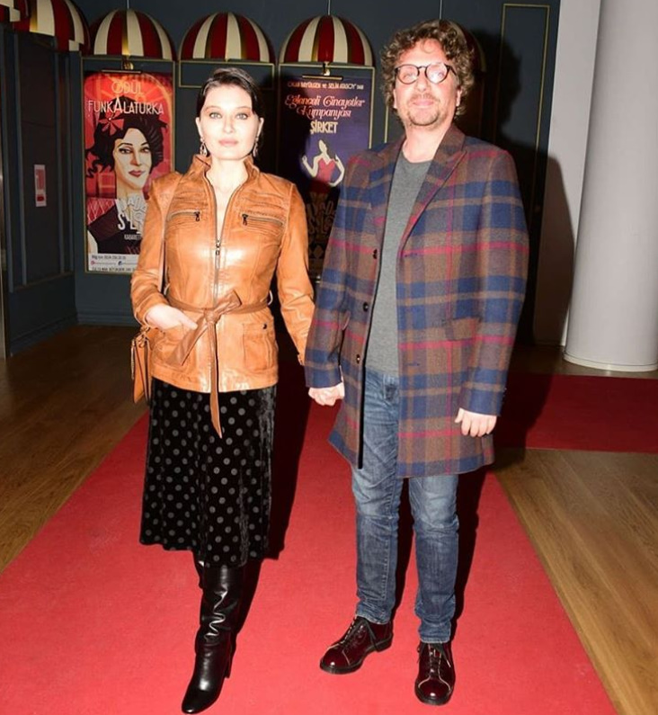 bandicam 2019-12-15 19-10-21-551.jpg