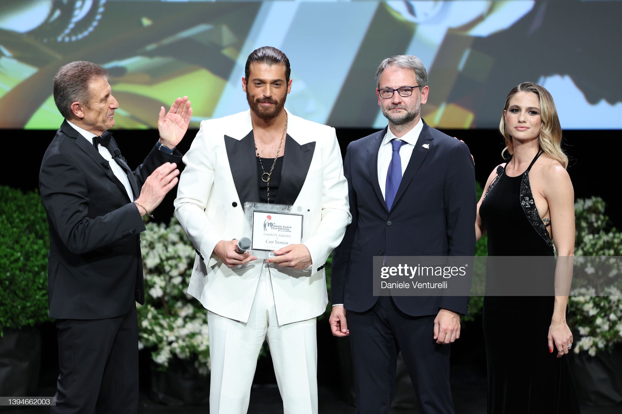 Charity Award pentru Can Yaman – VIAȚĂ CU AROMĂ DE CAFEA