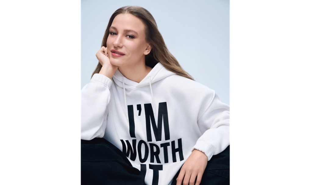 Serenay Sarıkaya, rol principal în filmul „Oamenii pe care îi&nbsp;iubesc„