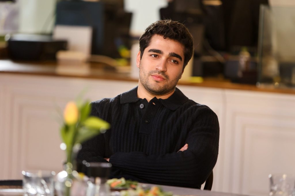 Serialul „Susuz Yaz/ Vară secetoasă”, cu Mert Ramazan Demir în rolul Osman, începe filmările în luna&nbsp;septembrie